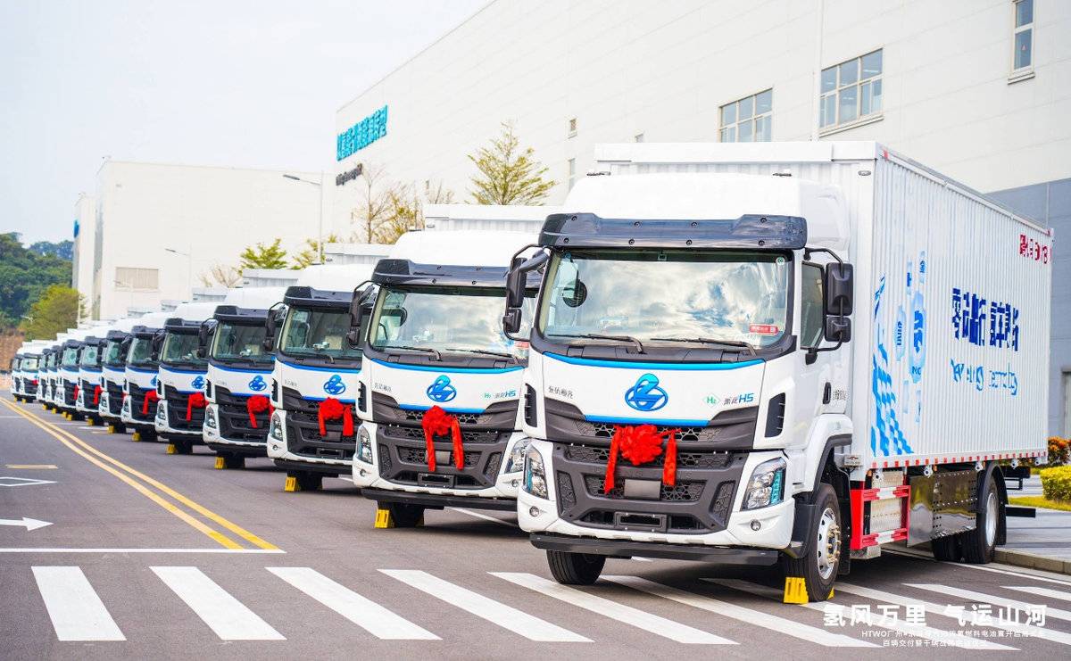 大批量交付100台！乘龙H5氢燃料大单桥赋能广州绿色运输、深化协作
