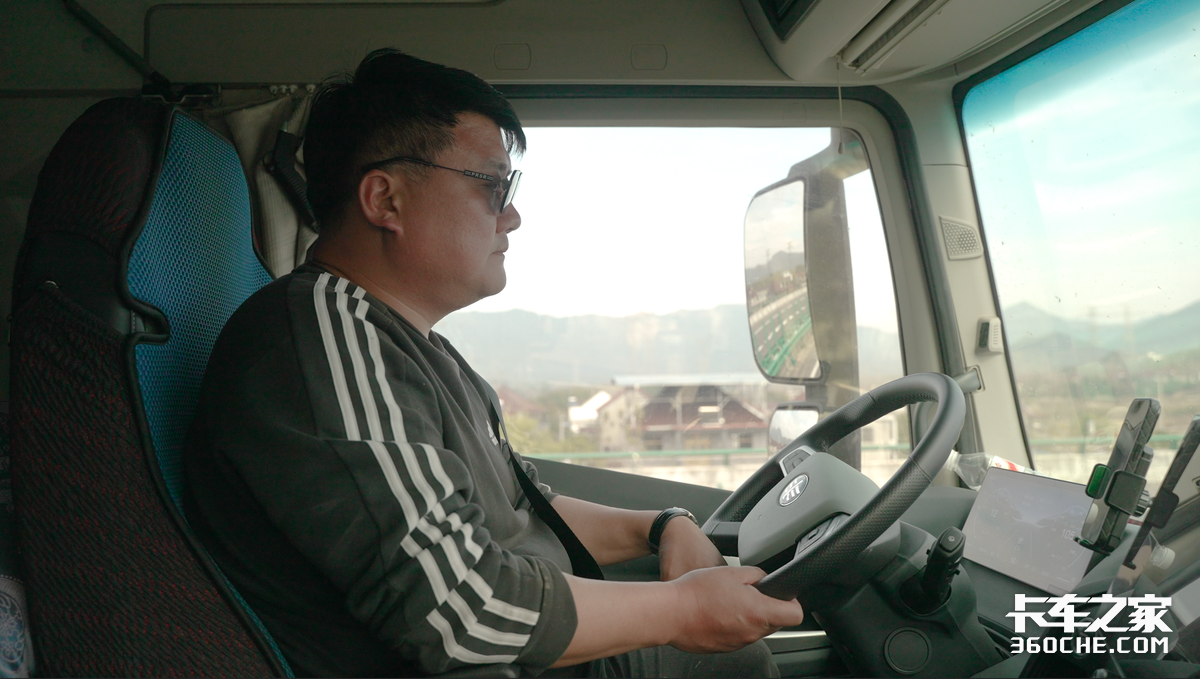 ����֮������ƾ֣�����ӥ�󲢼�ͬ��