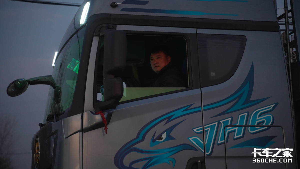 ����֮������ƾ֣�����ӥ�󲢼�ͬ��