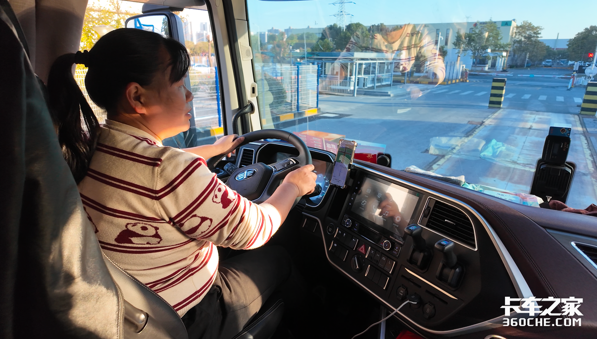 ����֮������ƾ֣�����ӥ�󲢼�ͬ��