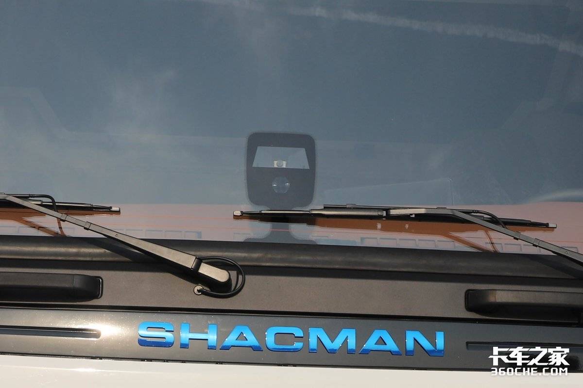 续航轻松突破400+ 马力800+ 这台陕汽G6000E真能干长途!