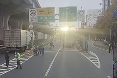 �Ϻ���������һ�ɲ����ϸ�����