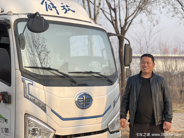 运价低迷如何增收？这位老司机有话说 从油车换电车月省3000元