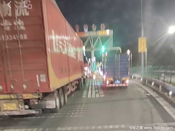 注意了！上海松江警方开展货车专项整治行动！