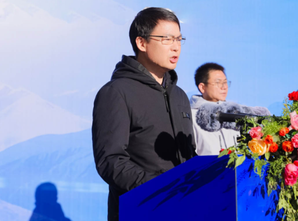 启新程！200台徐工氢能重卡交付西北大客户