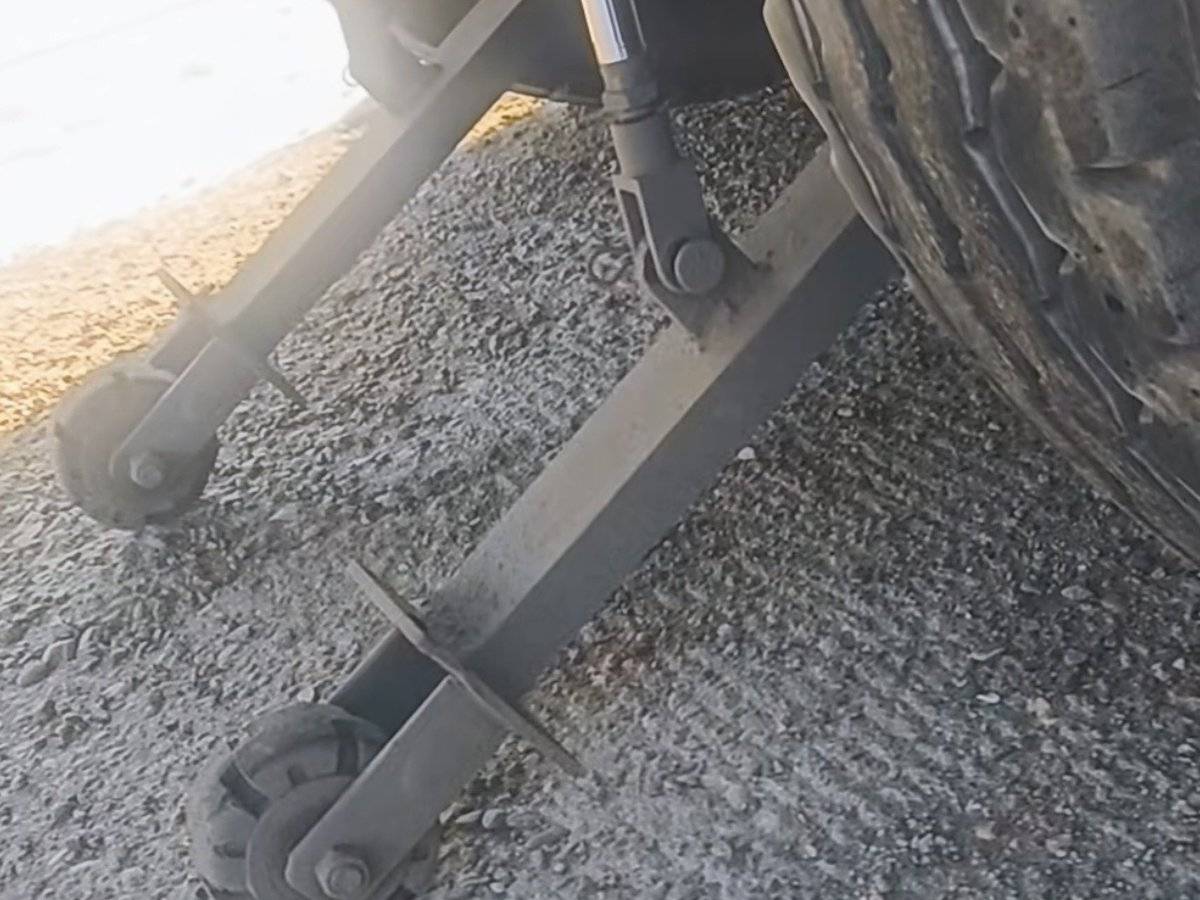 百吨王上高速神器?你们见过吗?