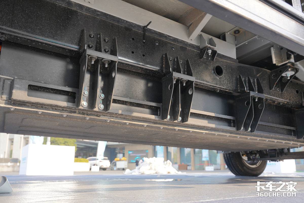 �������&nbsp;Һ����&nbsp;�������ó�С��X7