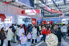 当重卡遇见童心!中国重汽在下一代心中点燃了创新的火种