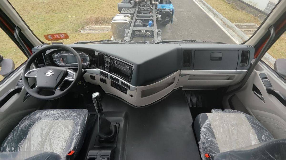 300马力+6缸提升桥 乘龙H5 6×2R自卸车破解工程创富密码IMG20251222093356