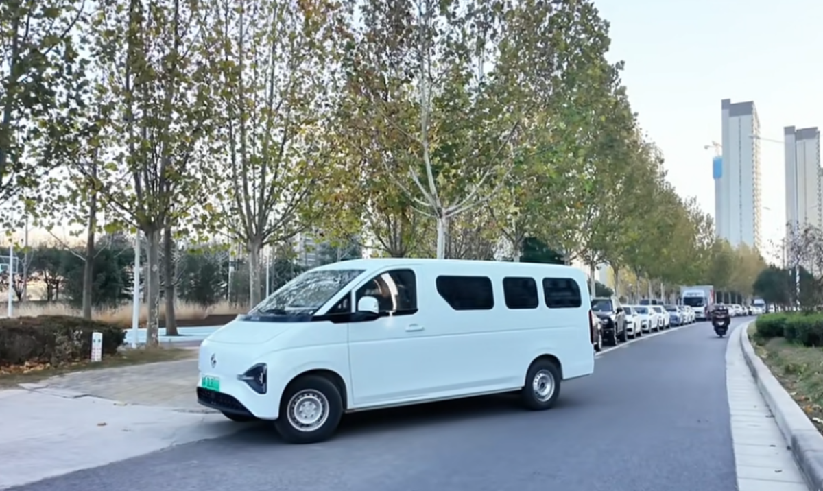 VAN车推荐：东风睿立达V8E 值得购买的城配利器！IMG_256