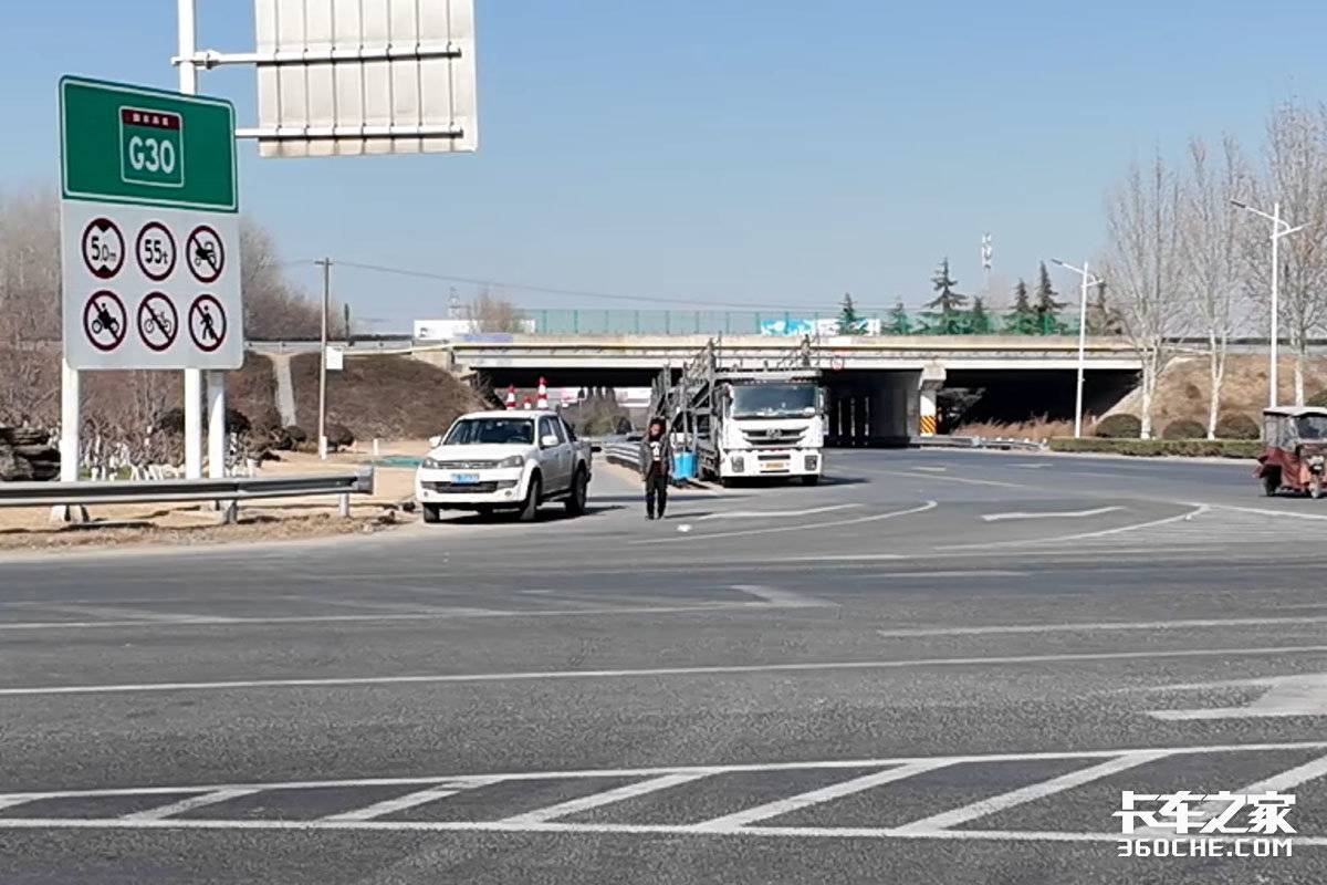 郑州轿运车直击:市场95%合规 全国乱象下郑州是否独善其身?