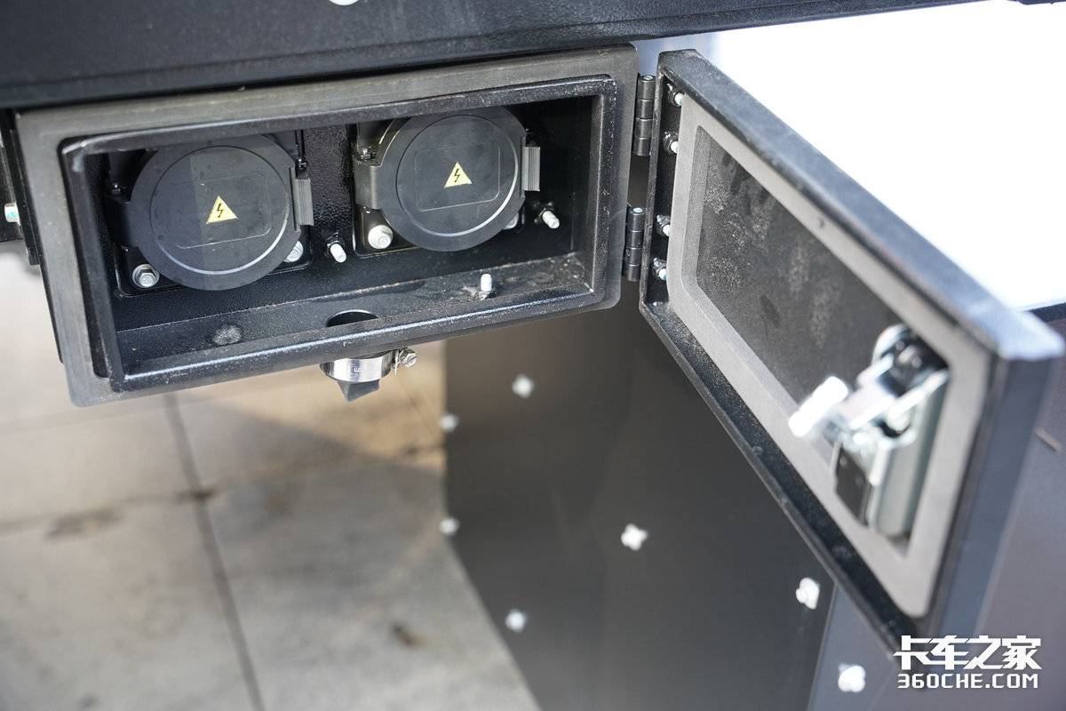 625匹马力 宁德时代600度电池 续航450km 北京重卡蓝梦7平原版发布!