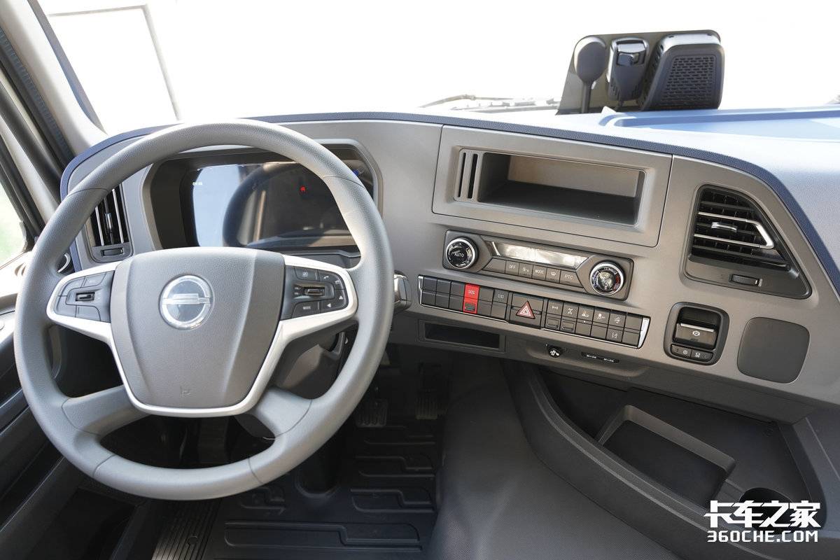 625匹马力 宁德时代600度电池 续航450km 北京重卡蓝梦7平原版发布!