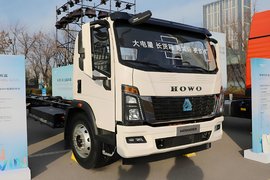 纯电统帅T系列 4×2 165kWh直驱桥“轻卡”十米货厢 高效创富！