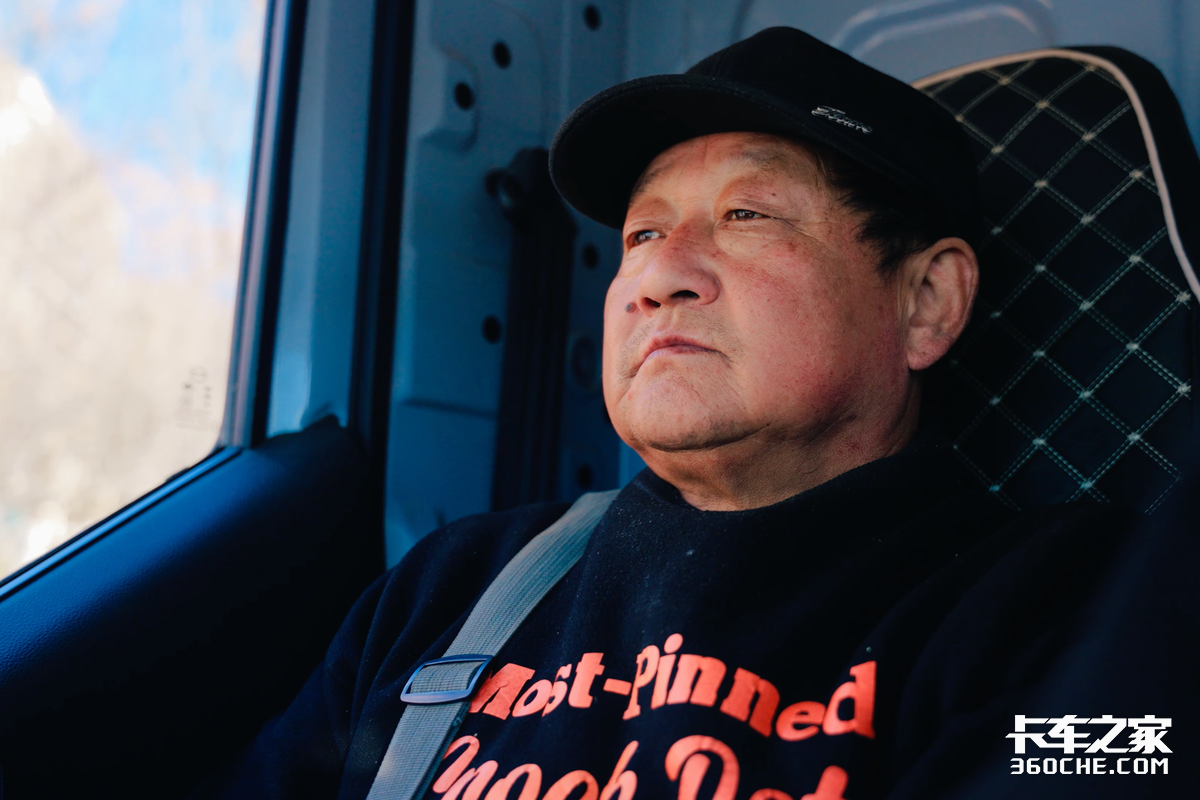 父子八年的运输路 比亚迪轻卡T5如何成为他们移动的办公室?