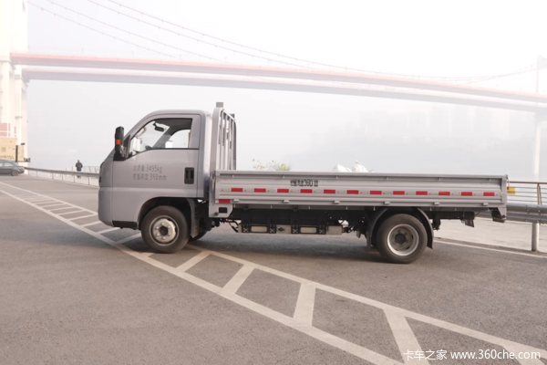 山城试炼场：比亚迪纯电轿卡T4能否征服重庆？