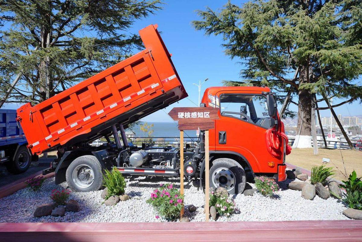 HOWO猛士 承运山海 | 中国重汽HOWO轻卡自卸车上市盛典圆满成功IMG_256