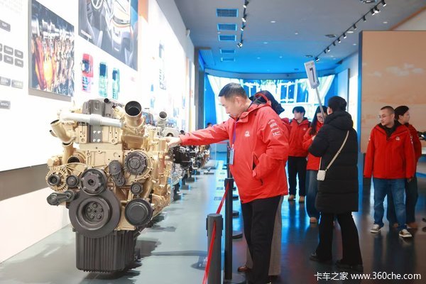 从赛事到生态 从同行到共生：东风天龙哥客户盛典书写十年共赢答卷