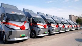 申通增购百台新能源重卡 时代电动分布式电驱在物流干线规模落地