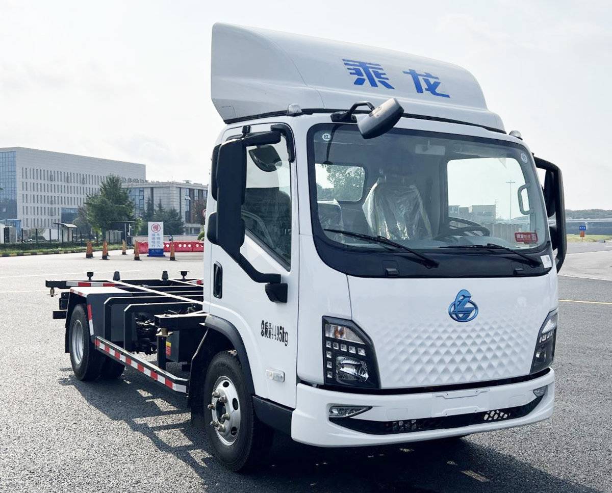 乘龙翼威2纯电车厢可卸式轻卡 重构城配中短途运输新生态车厢可卸式图片