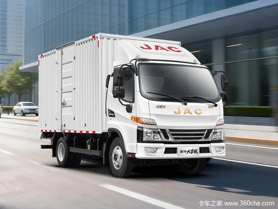 开骏铃大掌柜：一家三口齐上阵 穿街入巷全能干