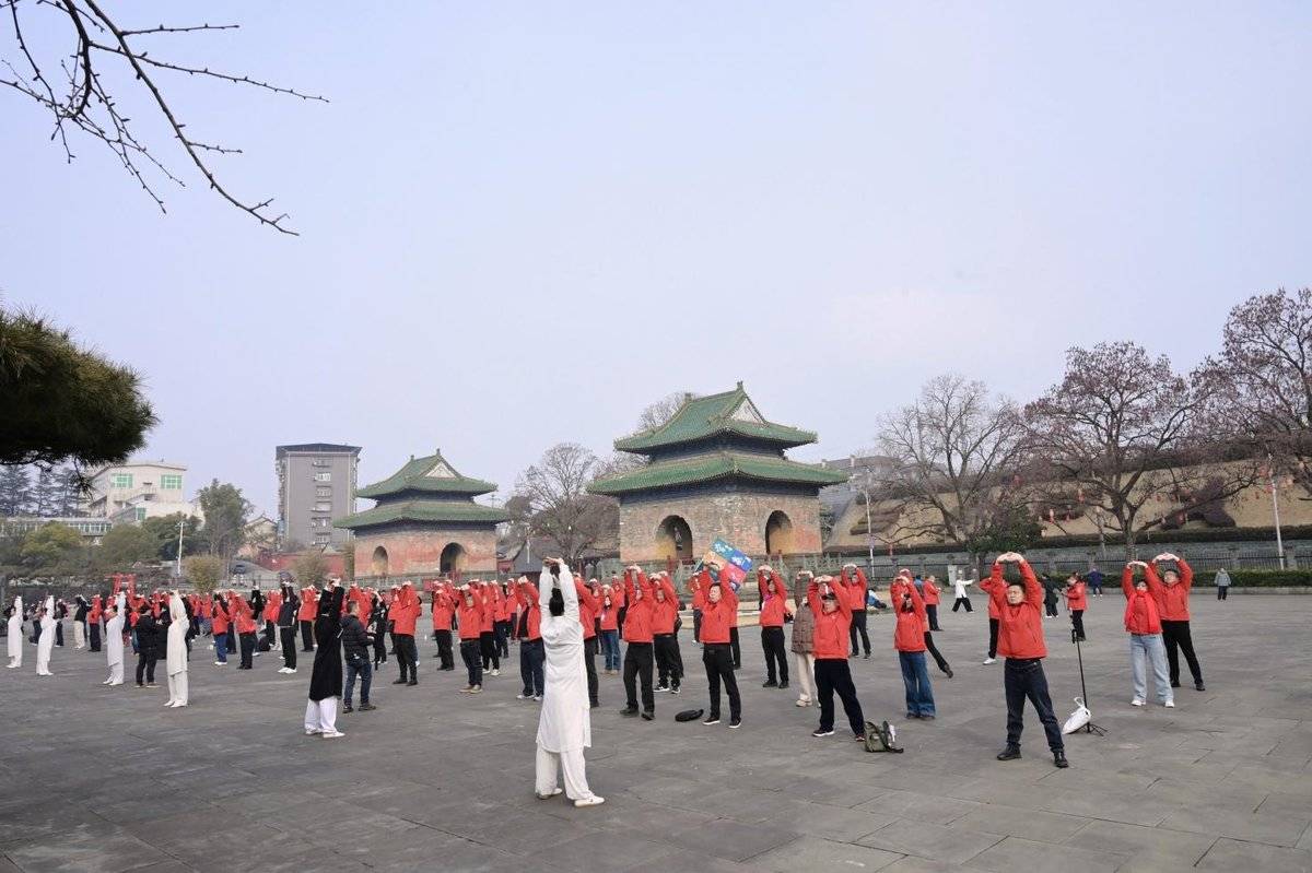 十年同心再启程 东风天龙哥俱乐部2026客户盛典圆满成功IMG_256