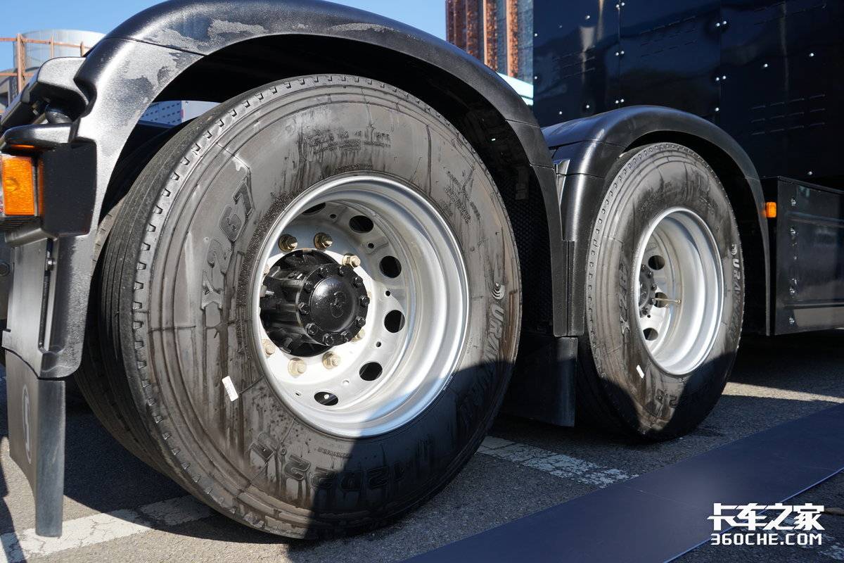 262度电池包+1640L储氢瓶 帝江Re系燃电牵引车续航超600公里