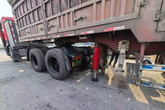 �ܾ�һ���� ������ͷ�����Ļĵ���ͣ��