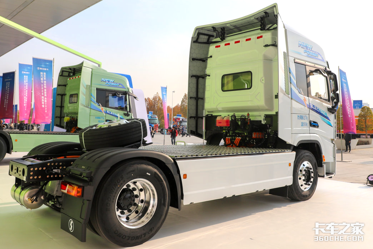 续航轻松突破400+ 马力800+ 这台陕汽G6000E真能干长途!