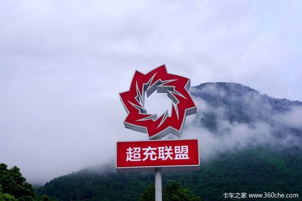 别小瞧中国卡车 出了国门它可是"丧彪" 让欧洲人“心生焦虑”！