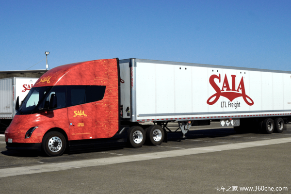 划时代！特斯拉Semi量产引爆千亿赛道 2026年智能重卡激战在即