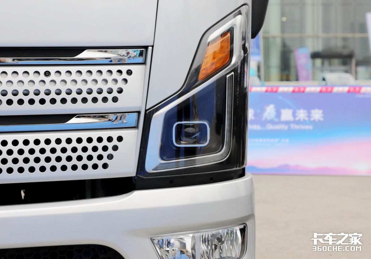 最高端的解放轻卡迎来升级 全新领途变了啥?