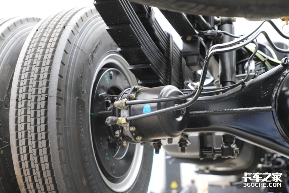 最高端的解放轻卡迎来升级 全新领途变了啥?