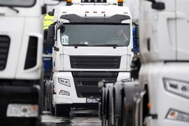 50% 腰斩!俄重卡市场从巅峰坠落,经历了什么?