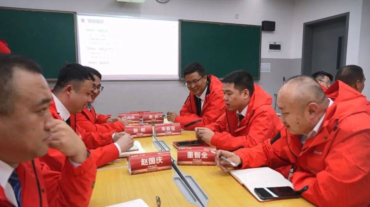 1300人集结!三一重卡2026年营销服务特训营盛大开营
