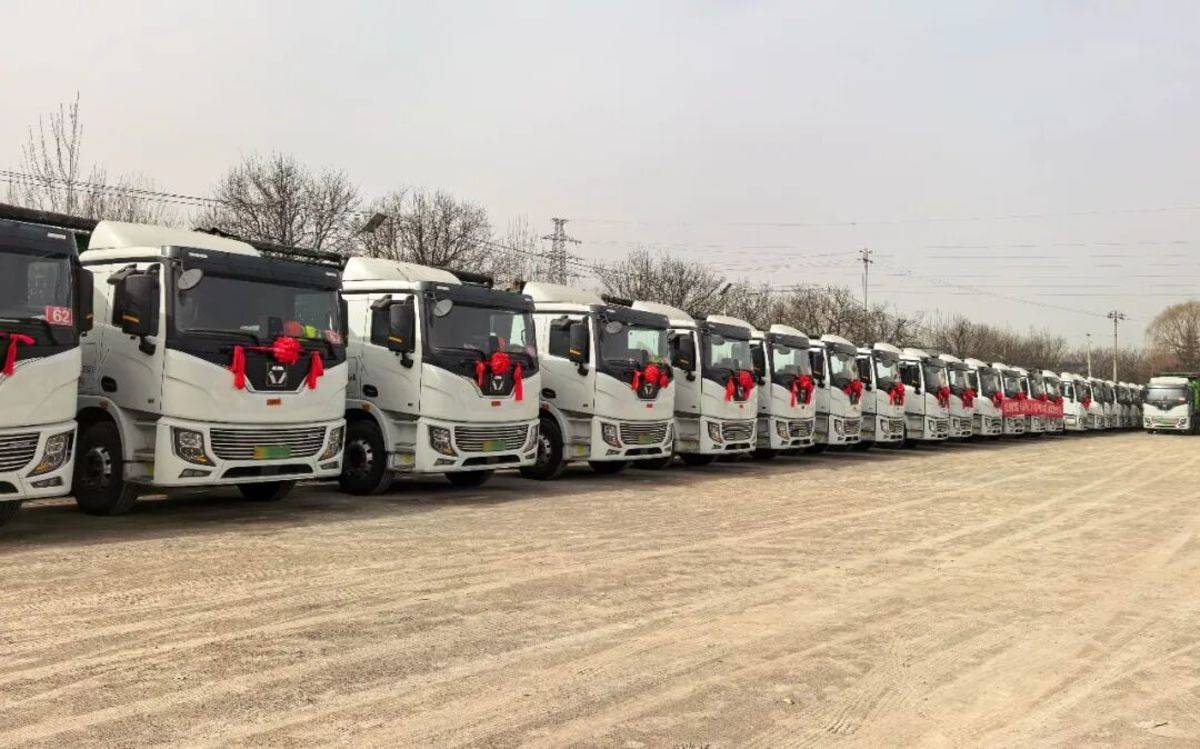 向新而动、震撼开篇!徐工新能源重卡多地批量交付