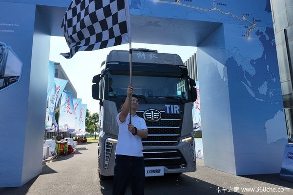 货运圈里的“高收群体” 2026年跑TIR还是蓝海吗？这几组数据有说服力