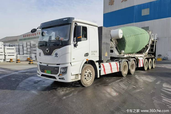 实话实说!2025二手商用车完整行情,解放领跑,新能源值得入吗?