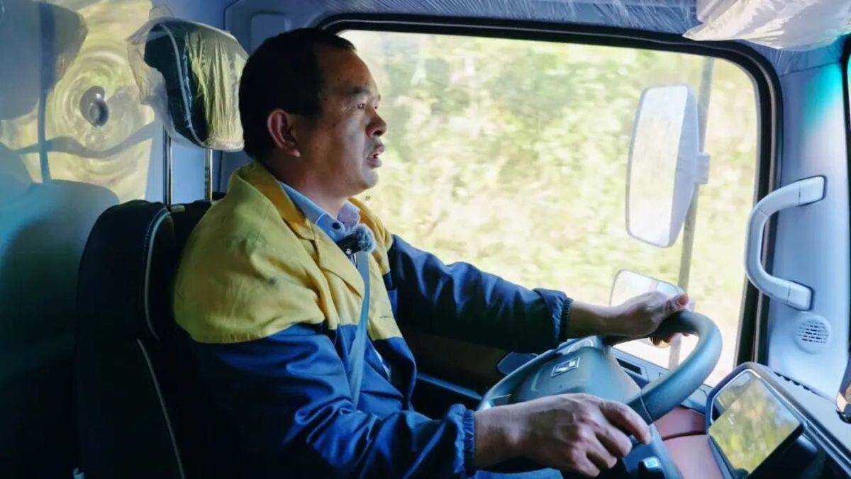 从草果干线到深山助学 汉界轻卡纵横西南的双重答卷