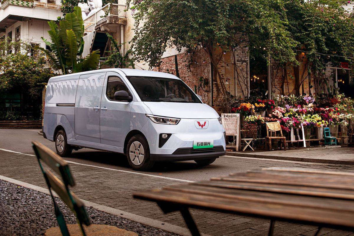 五菱扬光接单王争霸赛即将开启!十八万现金奖励等你来分!