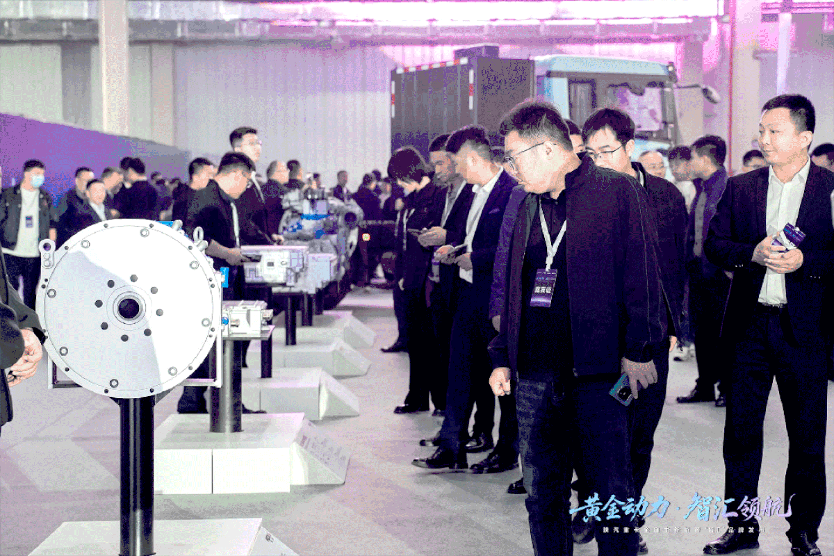 商用车新能源转型:“主品牌守根基、子品牌拓新局”