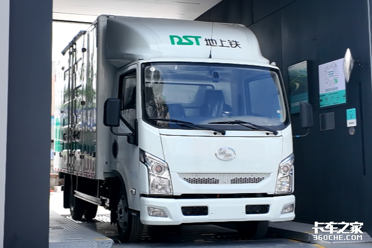 日跑400公里 充电耗3小时 珠三角货运司机6年实录 换电解痛点