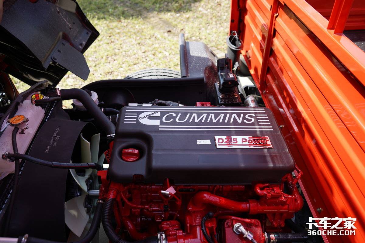 东风乾坤K6评测:生鲜运输的“效能王者”是否实至名归?高效动力配置拉满 东风乾坤K6绿通详解