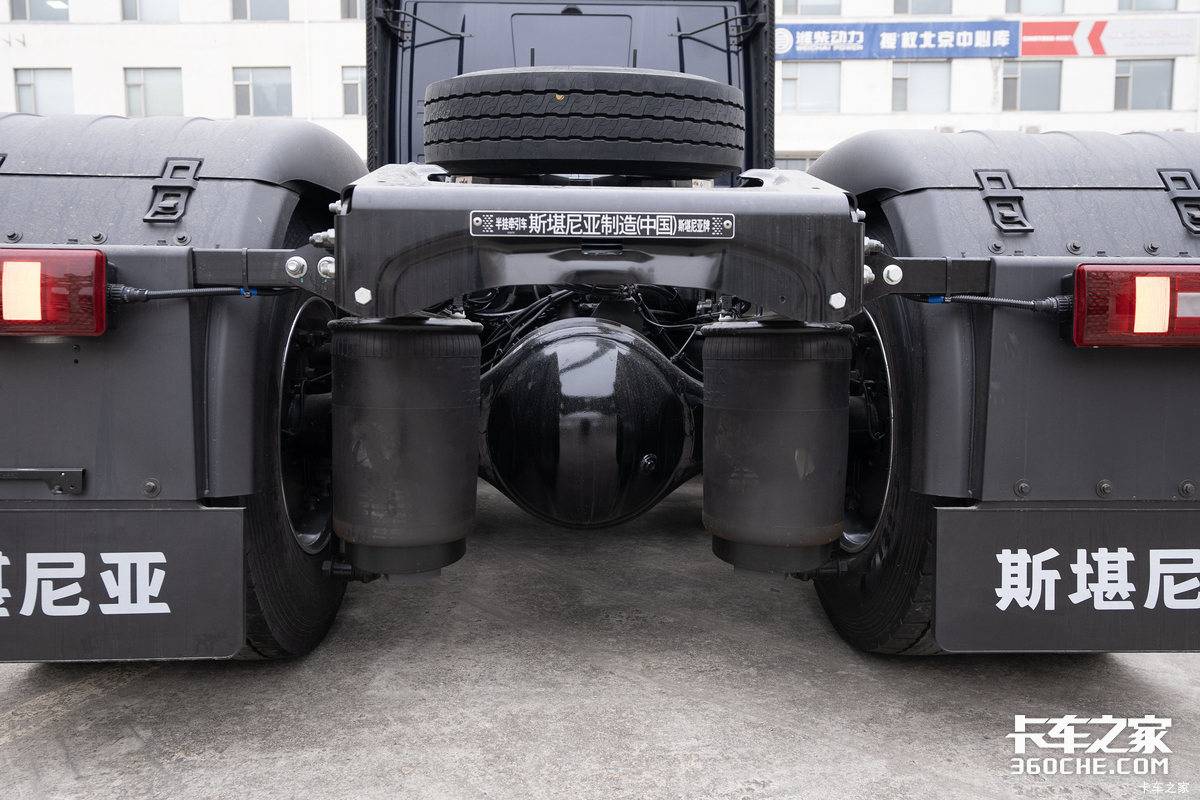 风阻低至0.36 500马力配汉德桥 双油箱1000L 国产斯堪尼亚NEXT ERA