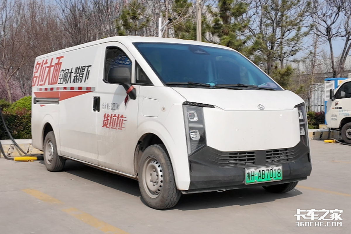 宁德时代43度电池 7.8方大空间 18分钟快充 崔师傅算清油转电的这本账