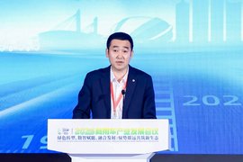 2026商用车产业发展会议十堰启幕 东风商用车助力重卡行业向新转型