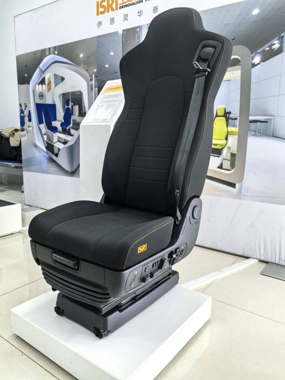 伊思灵华泰走进中通客车 携手共拓海内外市场新蓝海