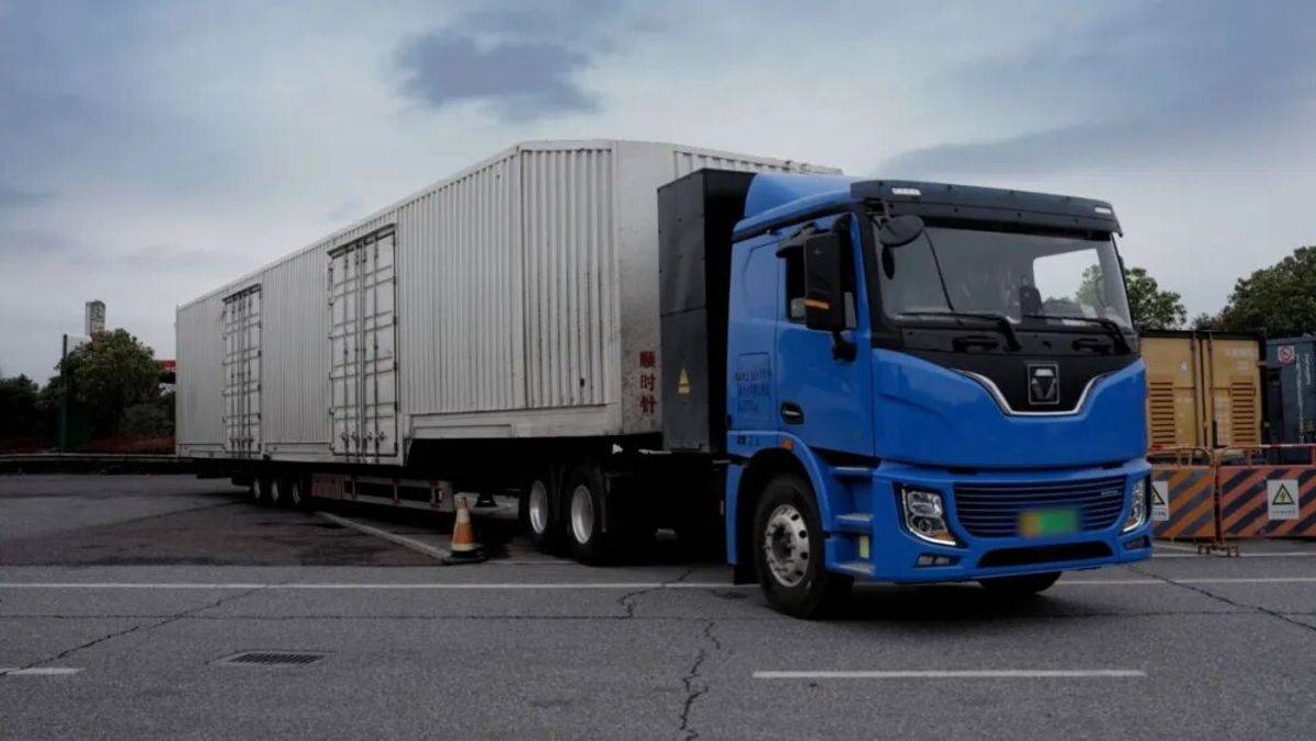 1046公里,跑通了!徐工超充重卡打通干线物流“任督二脉”