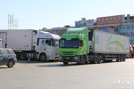 油价涨2元/升！鸭嘴兽率先调价，货运行业要“变天”了？