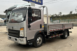 重汽HOWO悍将M 4.2米蓝牌轻卡评测